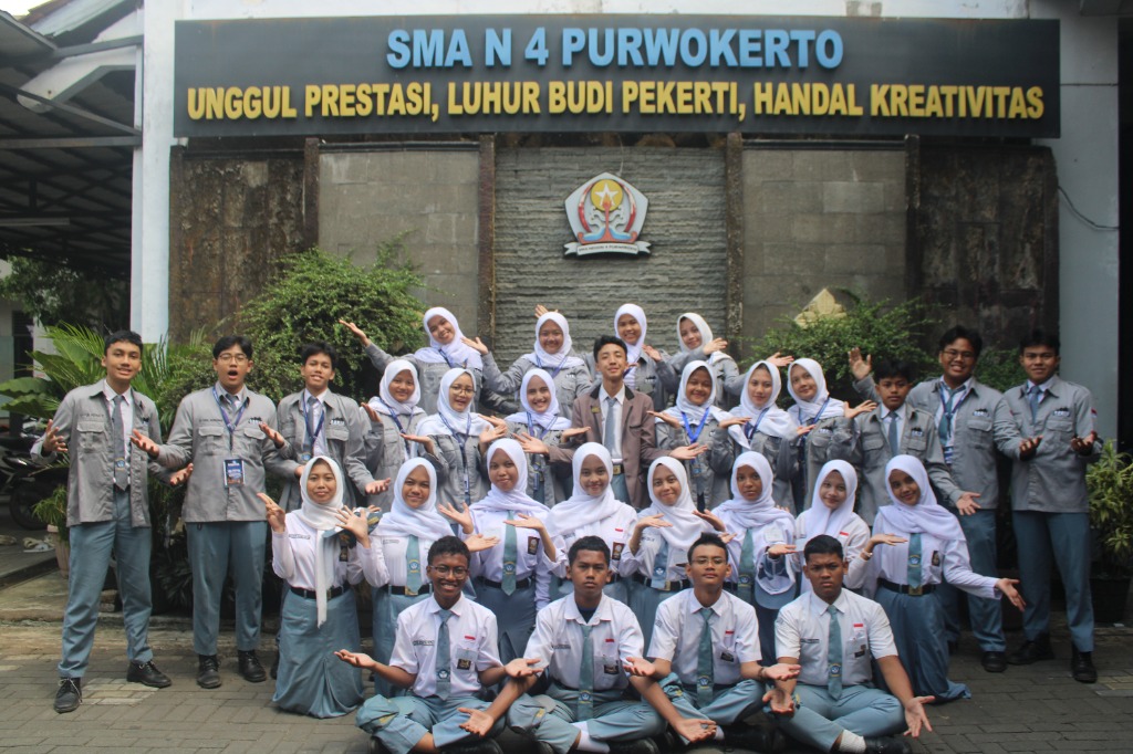 Dokumentasi Kader Rohis SMA Negeri 4 Purwokerto